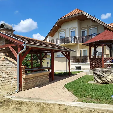 Terra Apartment Heviz
