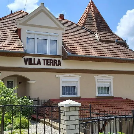 Terra Apartment *